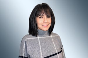 Becky_Casper HeadShot 2023  (2) 1600 x 1067