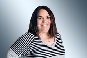 Howell Updated Headshot 1600 x 1067